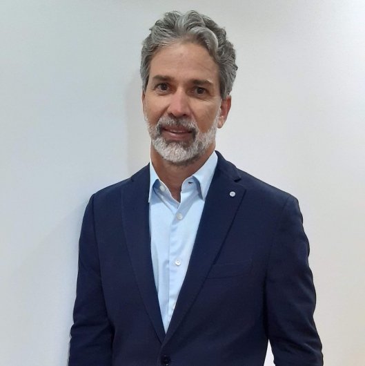 Dr. Eduardo Custodio de Oliveira Gomes