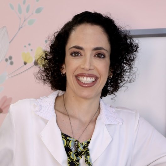 Dra. Renata Russo Girolli