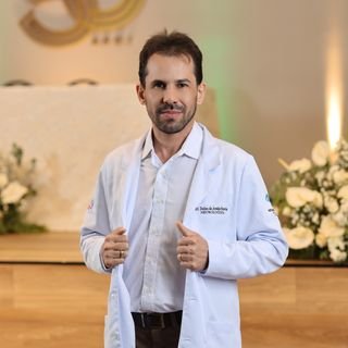 Dr. Darlan Benèvides