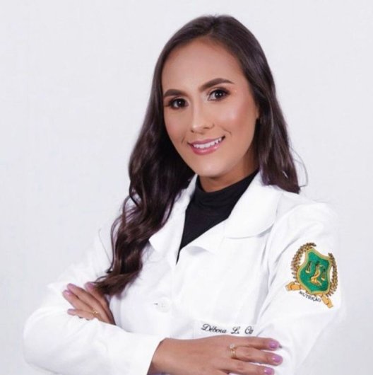 Dra. Débora Leonel Cosme
