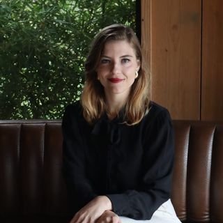 Dra. Nathalia Taisa Padilha Mayer