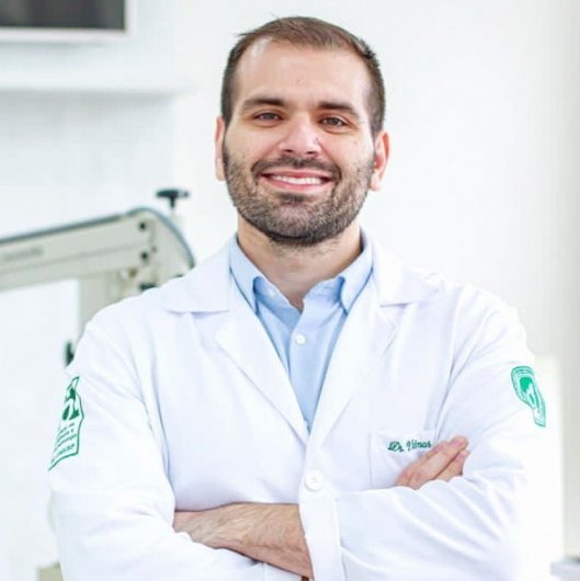 Dr. Vilmar Felix