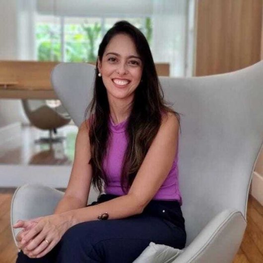 Ellen Cristina Gonçalves