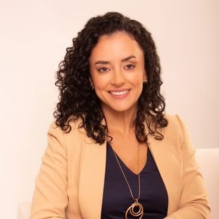Dra. Sara Fernandes