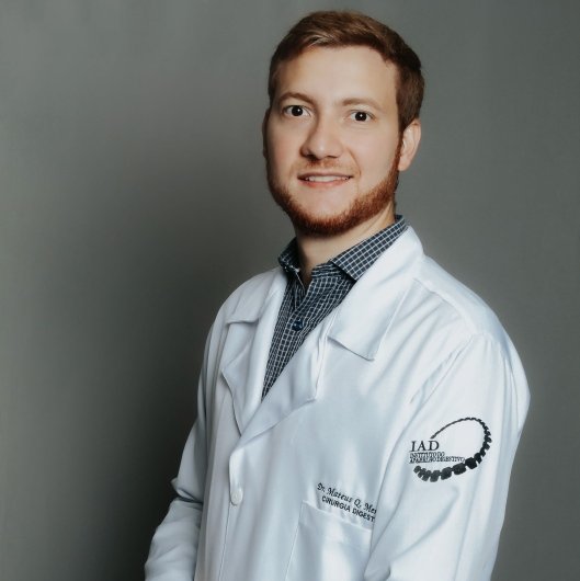 Dr. Mateus Quaresma Mendonça