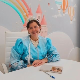 Dra. Luiza Bretas