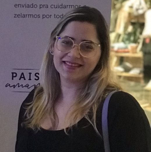 Dra. Karolina Carvalho
