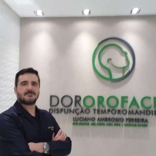 Dr. Luciano Ambrosio Ferreira