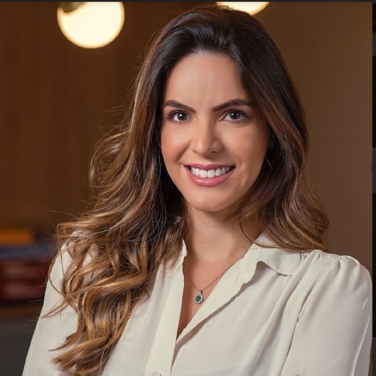 Dra. Maria Fernnanda Carvalho