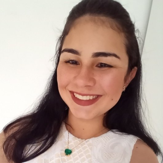 Letícia Mantovam Alves