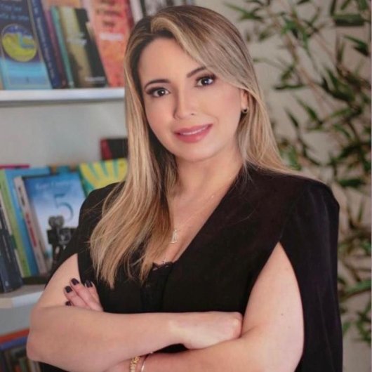 Dra. Daniela Queiroz