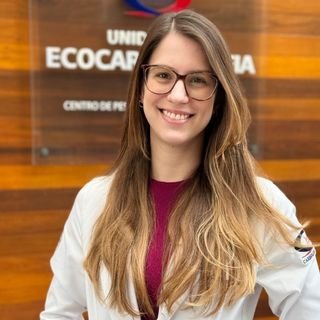 Dra. Cecilia Leite