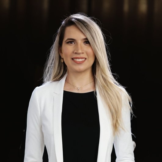 Dra. Leticia Guedes De Oliveira Mendes