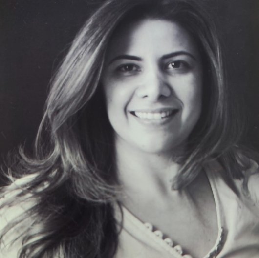 Dra. Elaine Brito