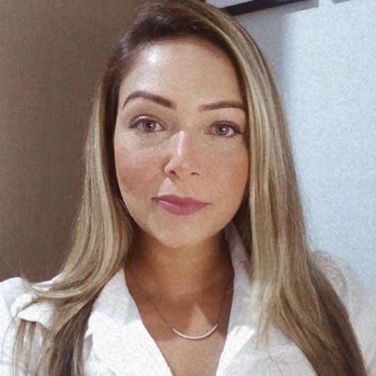 Dra. Rosana Diniz Moraes