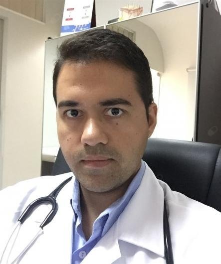 Dr. Flávio Vieira de Faria