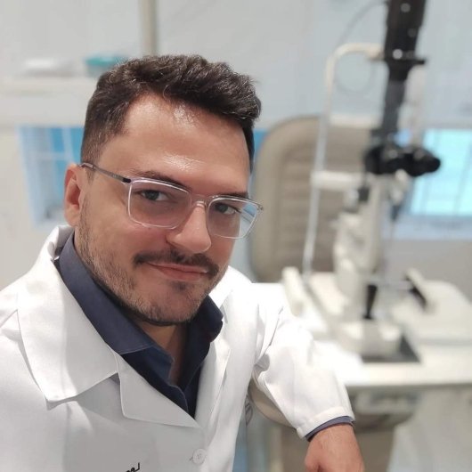 Dr. Leonardo Dias Alencar