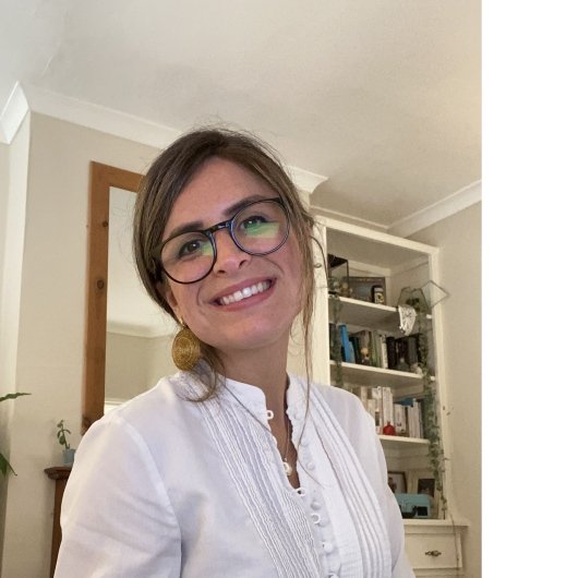 Dra. Ana Carolina Azevedo