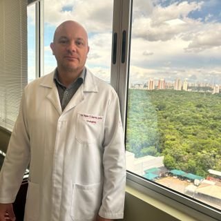 Dr. Valter Torezan Gouvea Junior