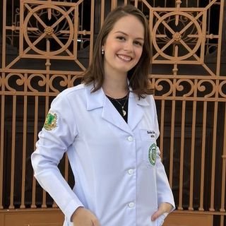 Dra. Barbara Tavares
