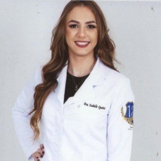 Dra. Izabelle Queiroz dos Santos