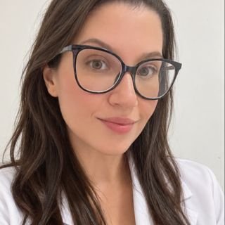 Dra. Erica Alvares Marinho