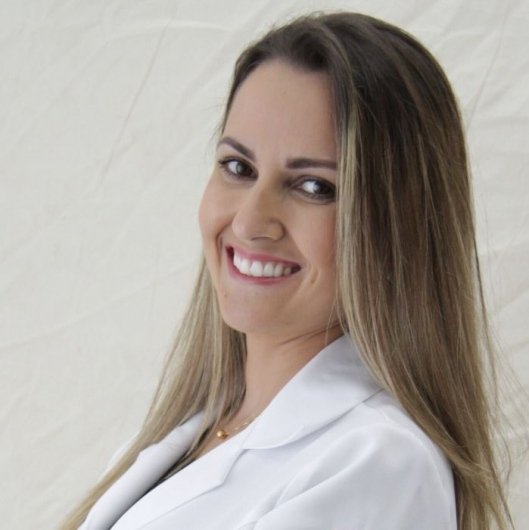 Dra. Anna Virginia Antunes Goulart