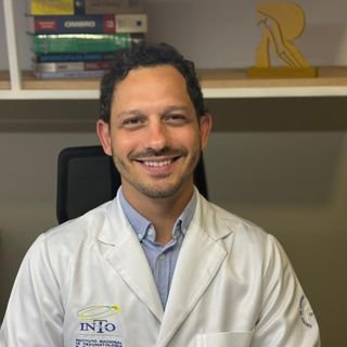 Dr. Rodrigo Queiroz Cordeiro