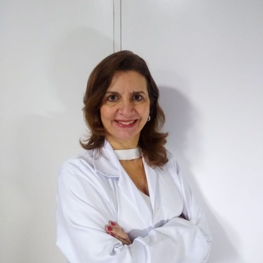Dra. Karina Tenorio