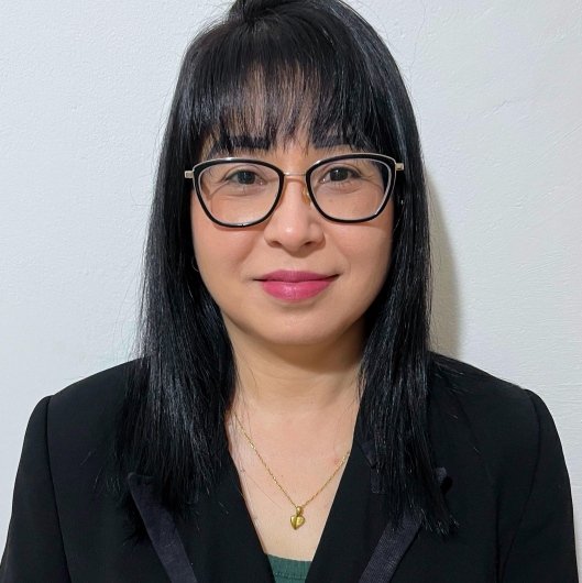Claudia Kubota Antunes