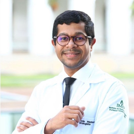 Dr. Kelwin Madson