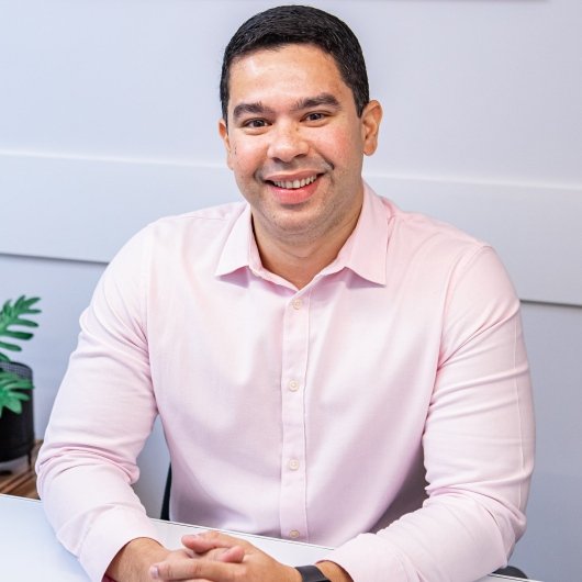 Dr. Herlon Moura