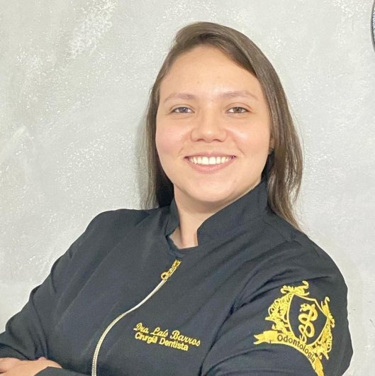 Laís Barros Antunes