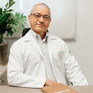 Dr. Ramiro Teixeira Hernandes