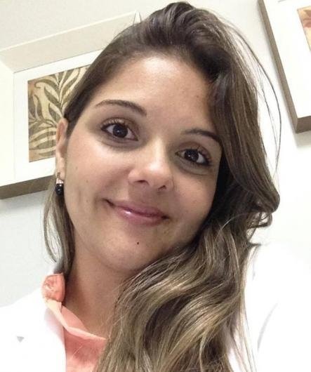 Dra. Renata Kelly Tozoni Reis