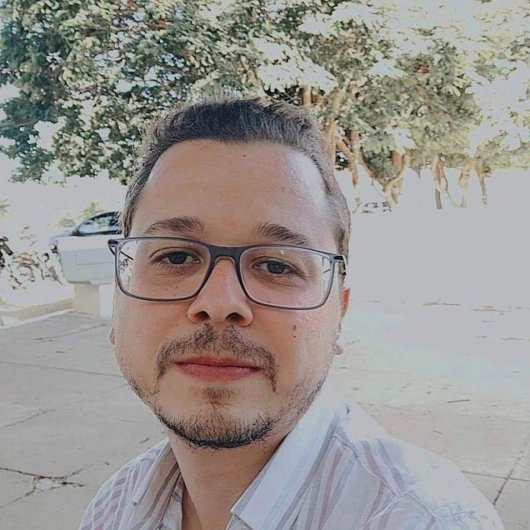 Prof. Bruno Quintino de Oliveira
