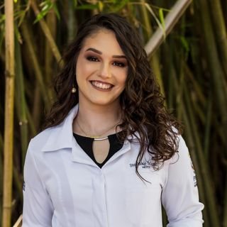Dra. Stephanie Schmidt de Souza