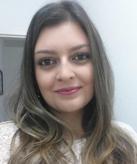 Dra. Poliana de Cássia Silva Cavalcanti