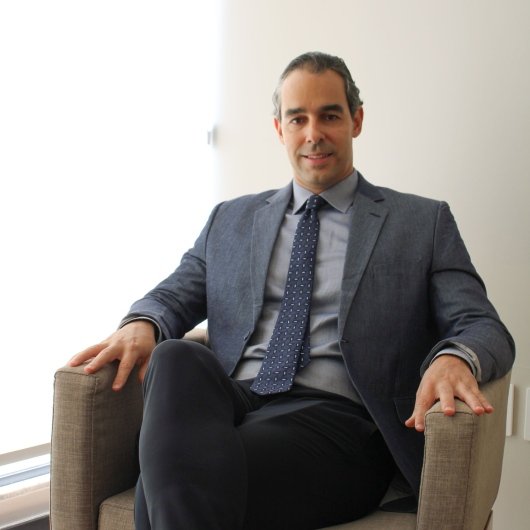 Dr. Andre Valadares Siqueira