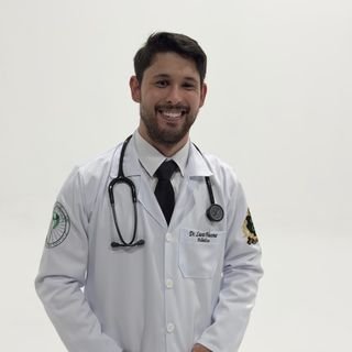 Dr. Lucas Hacomar dos Santos