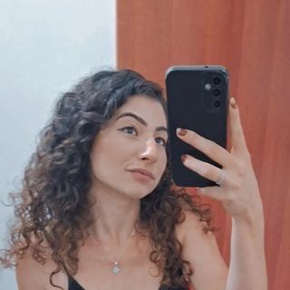 Dra. Isabelle Oliveira