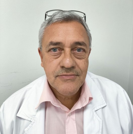 Dr. Wagner De Curtis