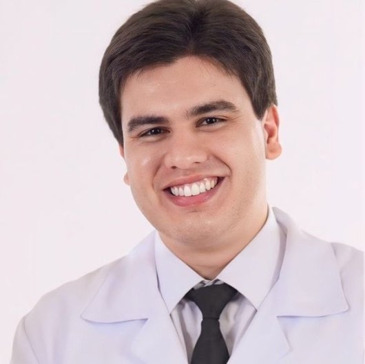 Dr. Lucas Saraiva da Silva