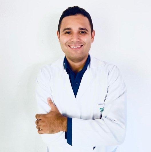 Dr. Raiff Simplicio