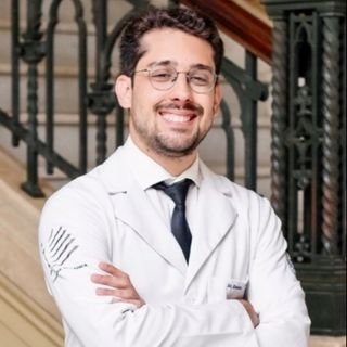 Dr. Danilo Caribé