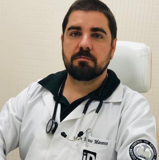 Dr. Bruno Tadeu Manente