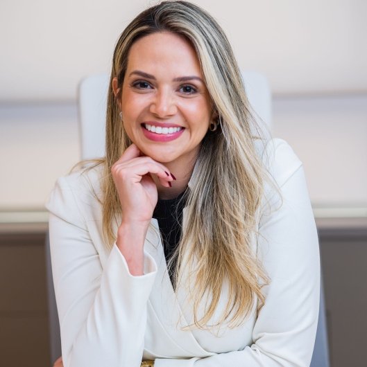 Dra. Natália Cerqueira