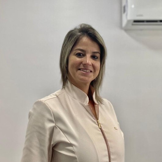 Dra. Ana Claudia Bragança Monteiro Franco