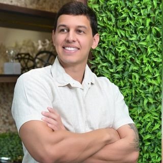 Dr. Arthur Prata