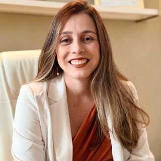 Dra. Marcella Pereira Ferreira